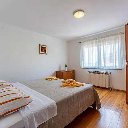 Darko Apartmán *